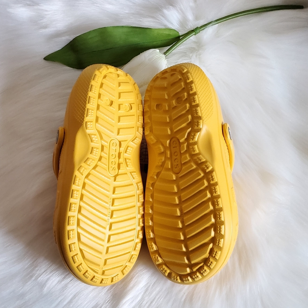 Classic Lined Crocs Size Women 7 /Men 5 - Picture 2 of 5